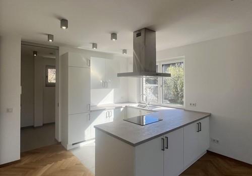 Küche Blick vom Wohnbereich