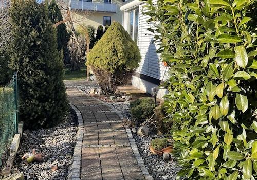 Sehr gepflegter schöner Garten