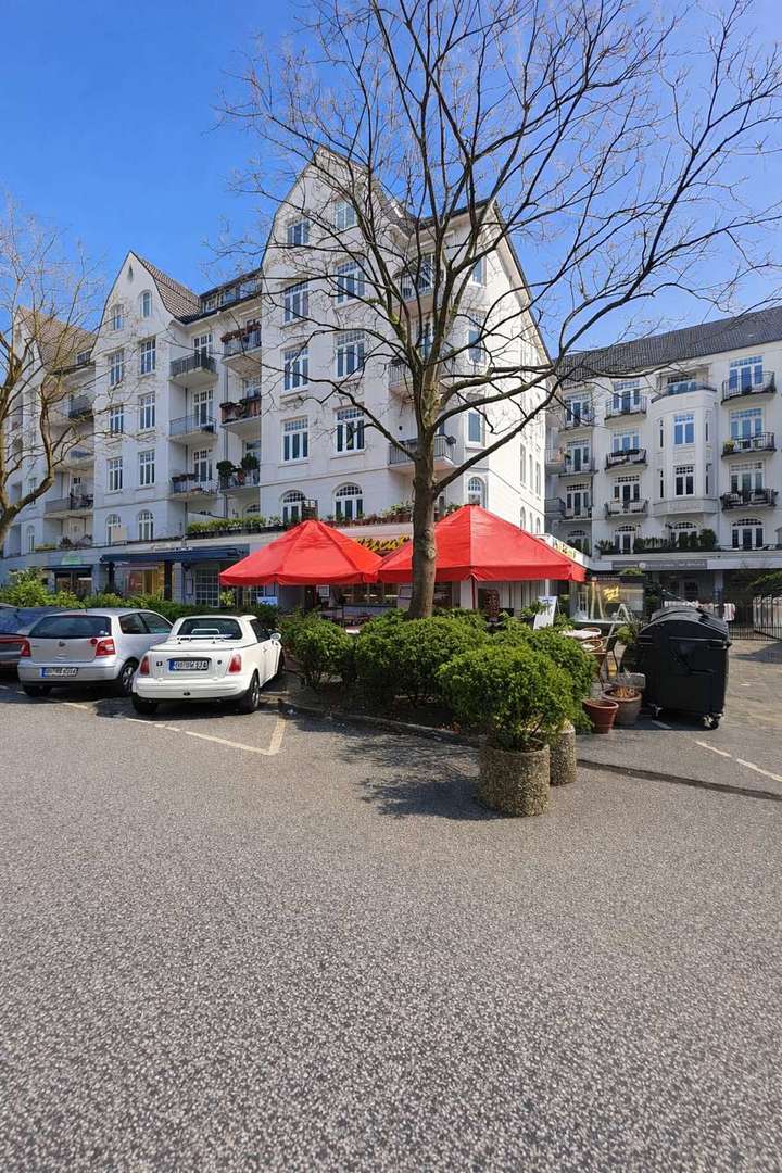 Straßenansicht
