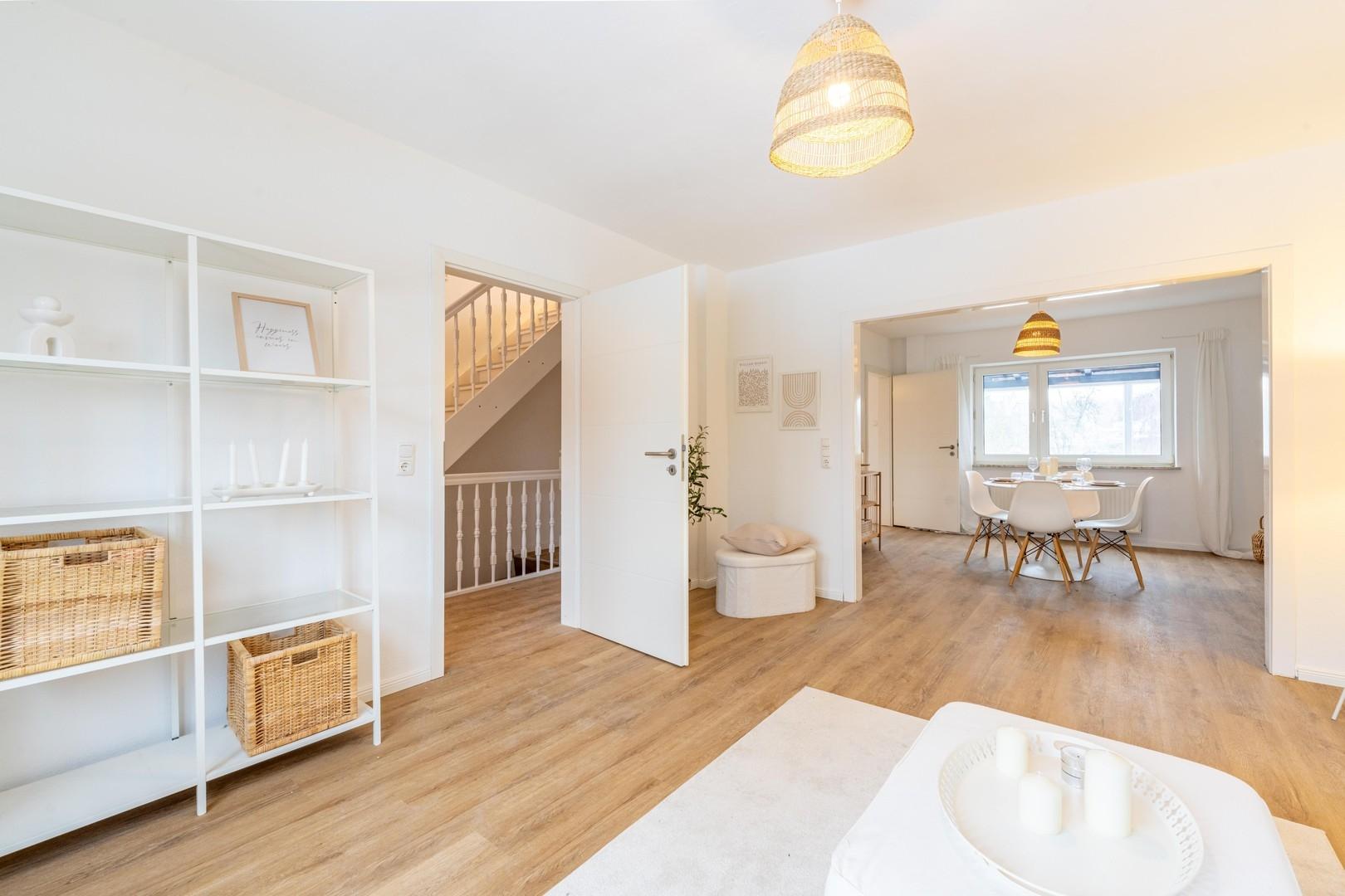 Wohn- und Essbereich EG