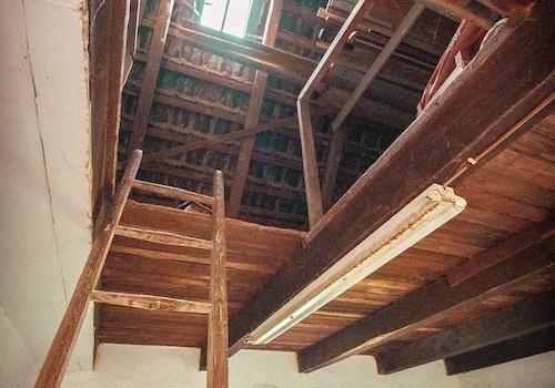 Nebengebäude Dachboden