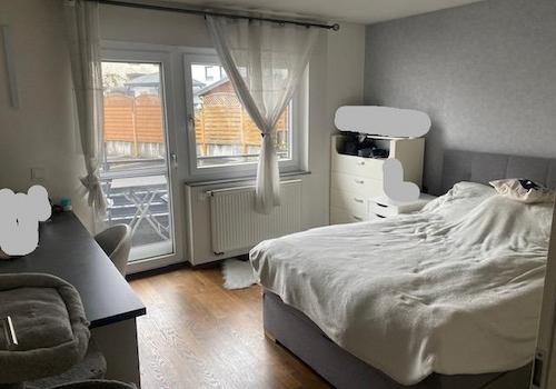 Zimmer 1 OG mit Balkon