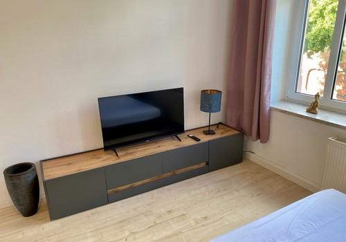 Nagelneuer LED 43 ZollTV