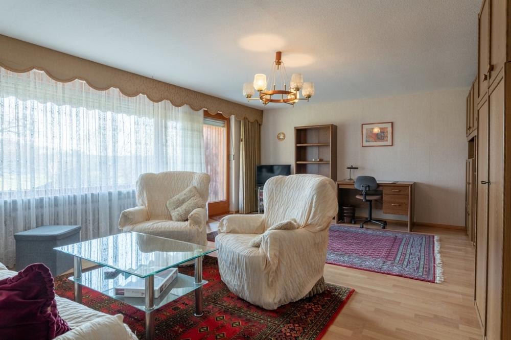 Souterrain - WZ mit Zugang Terrasse