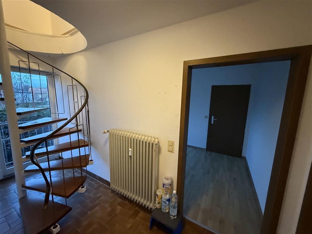 EG Flur Zugang zum Esszimmer