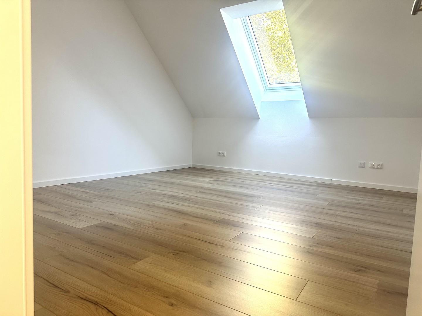 Arbeitszimmer/Kinderzimmer