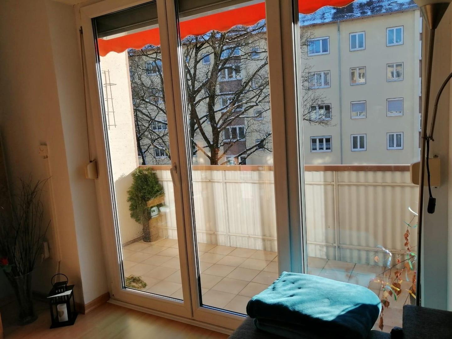 Wohnzimmer Balkon 2. OG