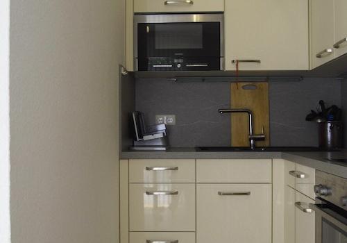 schicke Einbauküche inklusive