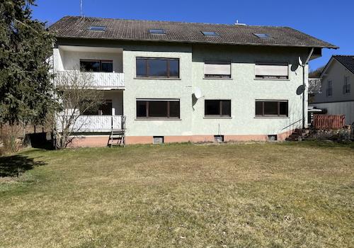 Mehrfamilienhaus mit Garten