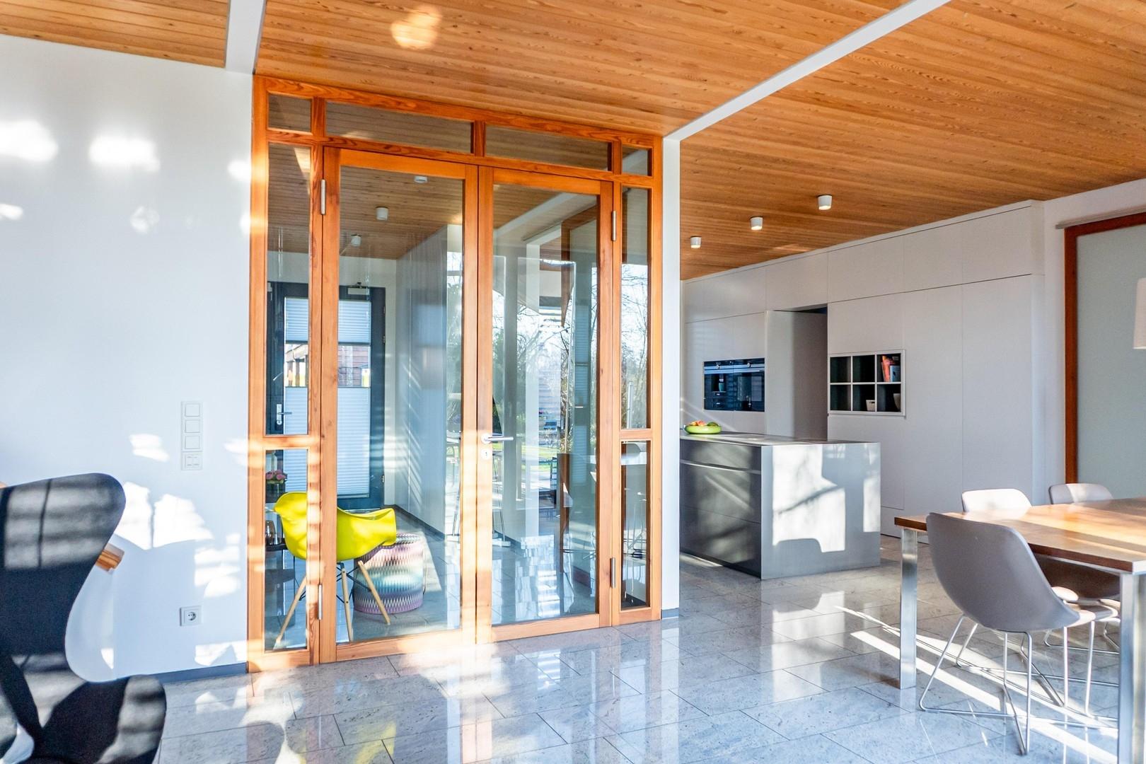 Essbereich mit offener Küche