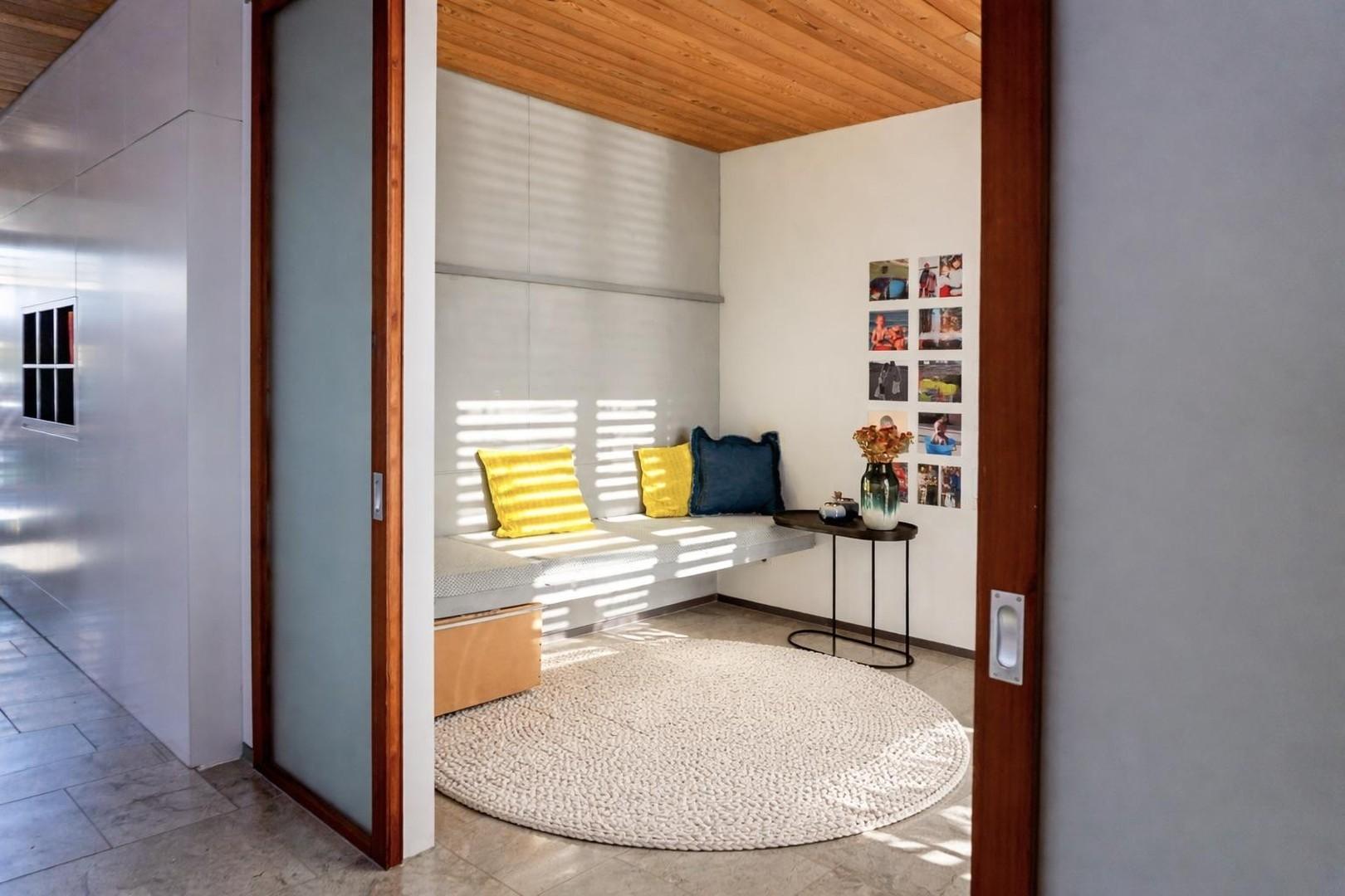 Büro mit Sitznische