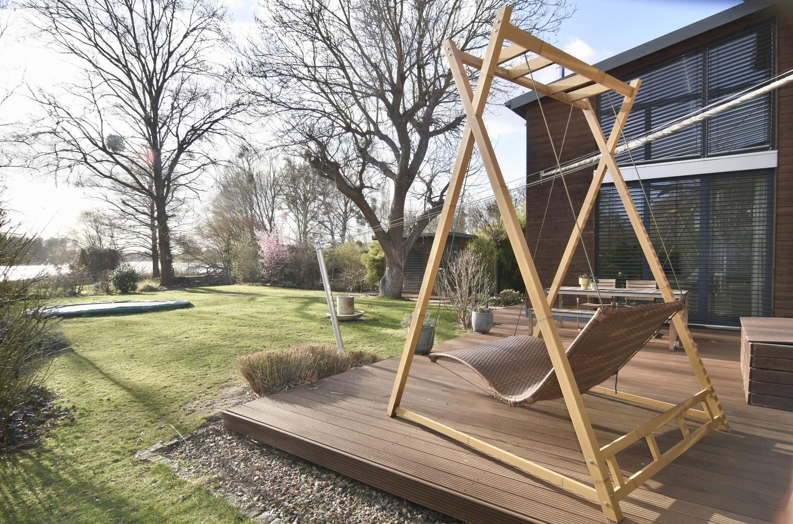 Sonnenterrasse mit Seeblick