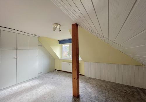 Zimmer im Dachgeschoss
