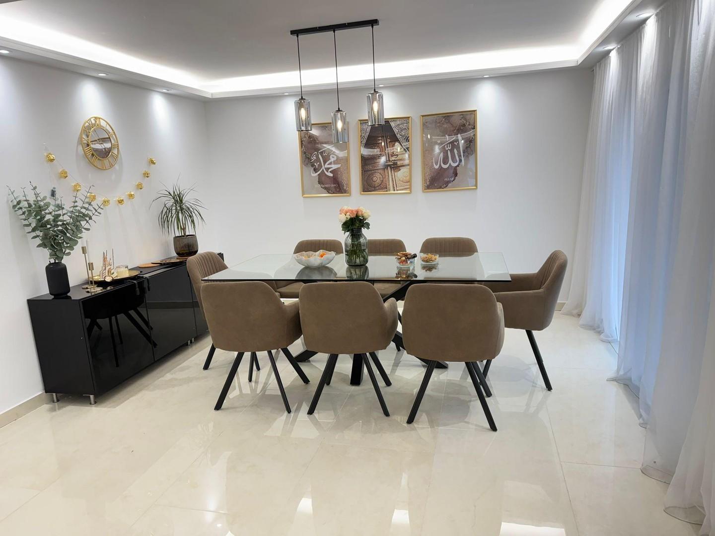 Wohn-/Esszimmer: Esszimmer