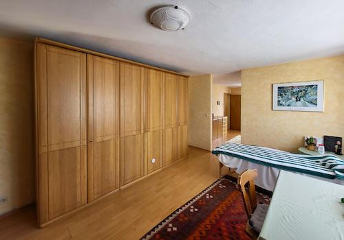 Zimmer 1 OG