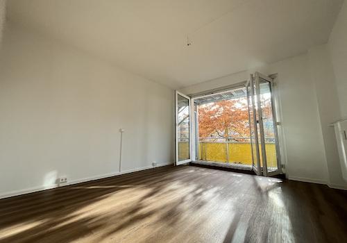 Kinderzimmer mit Flügeltüren