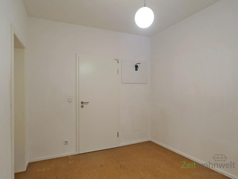 großer Wohnungsflur