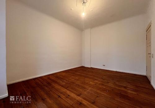 Wohn-,/ Schlafzimmer