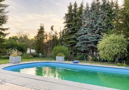 Sommerimpression Pool