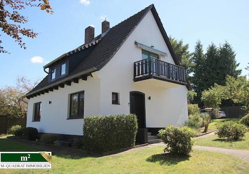 Umfassend saniertes u. renoviertes EFH auf leichter Anhöhe