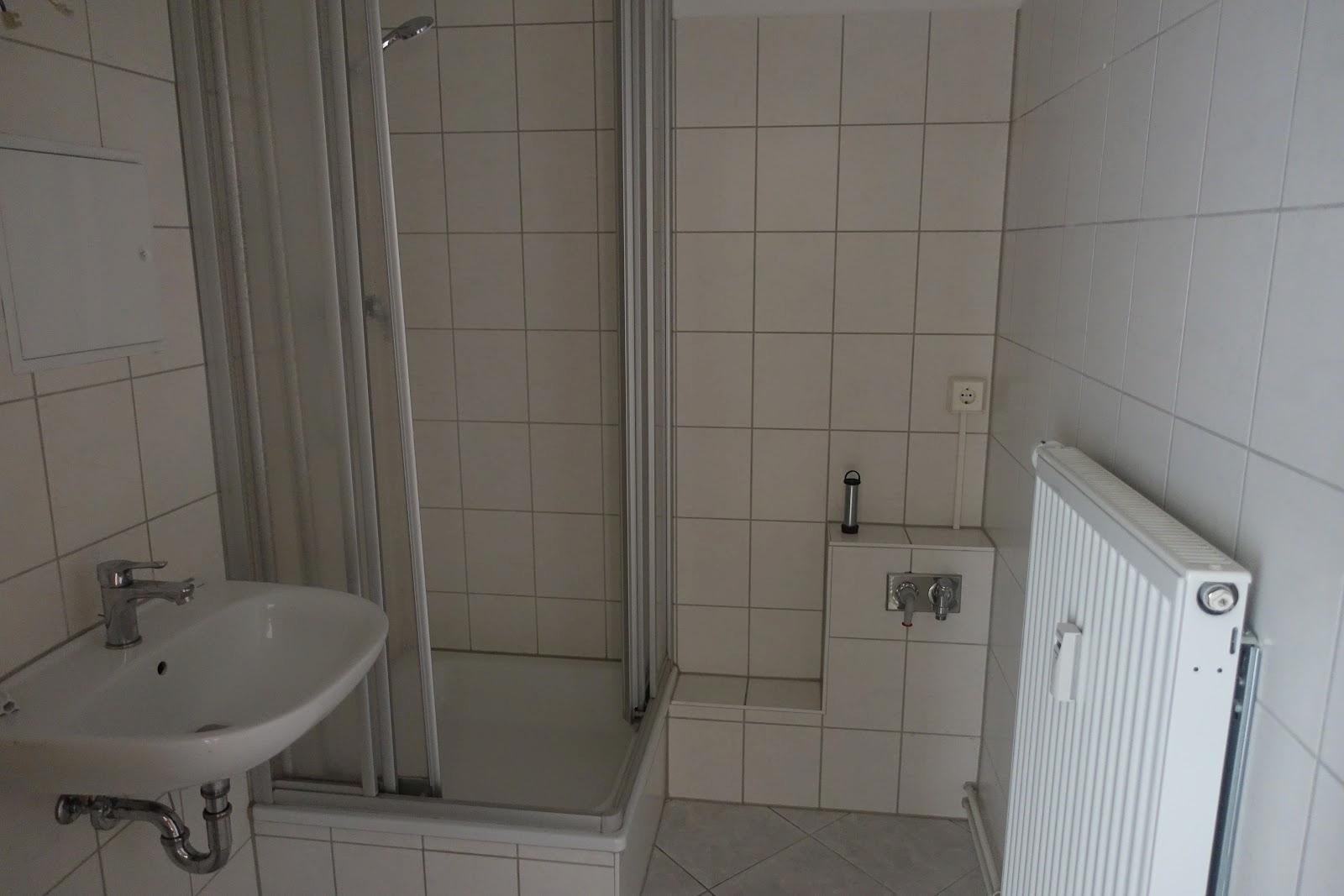 Muster Bad mit Dusche