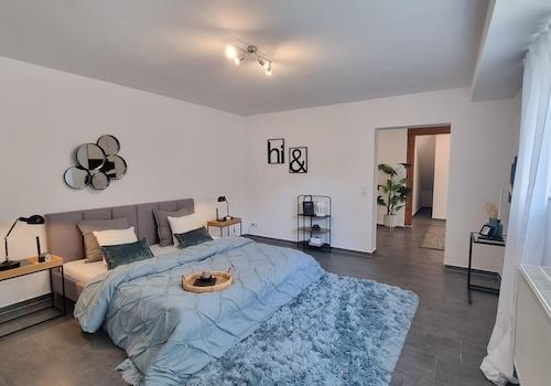 Schlafzimmer UG od. Wohnzimmer