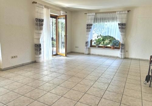 großzügiges Wohn-Esszimmer