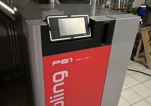 nagelneue Pelletheizung