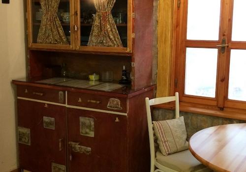Apartment - dining room