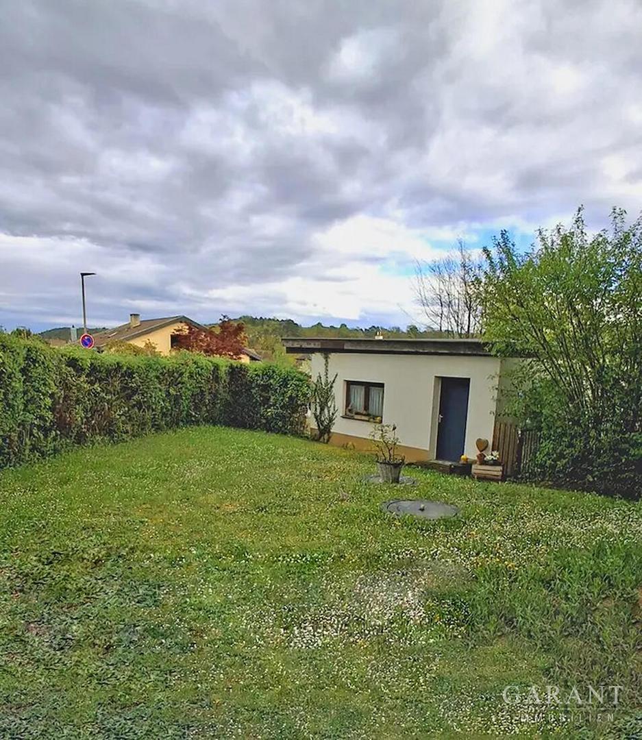 Garagenbild von Garten aus Weinring 13.v1