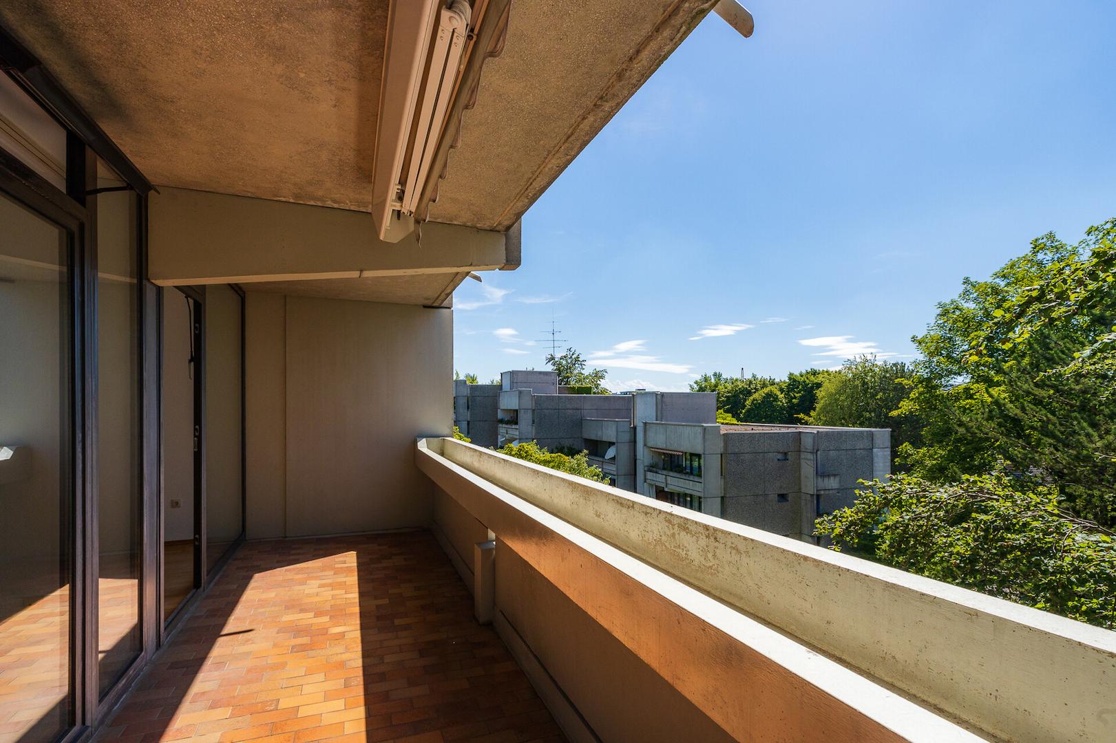 Wohnzimmer-Westbalkon