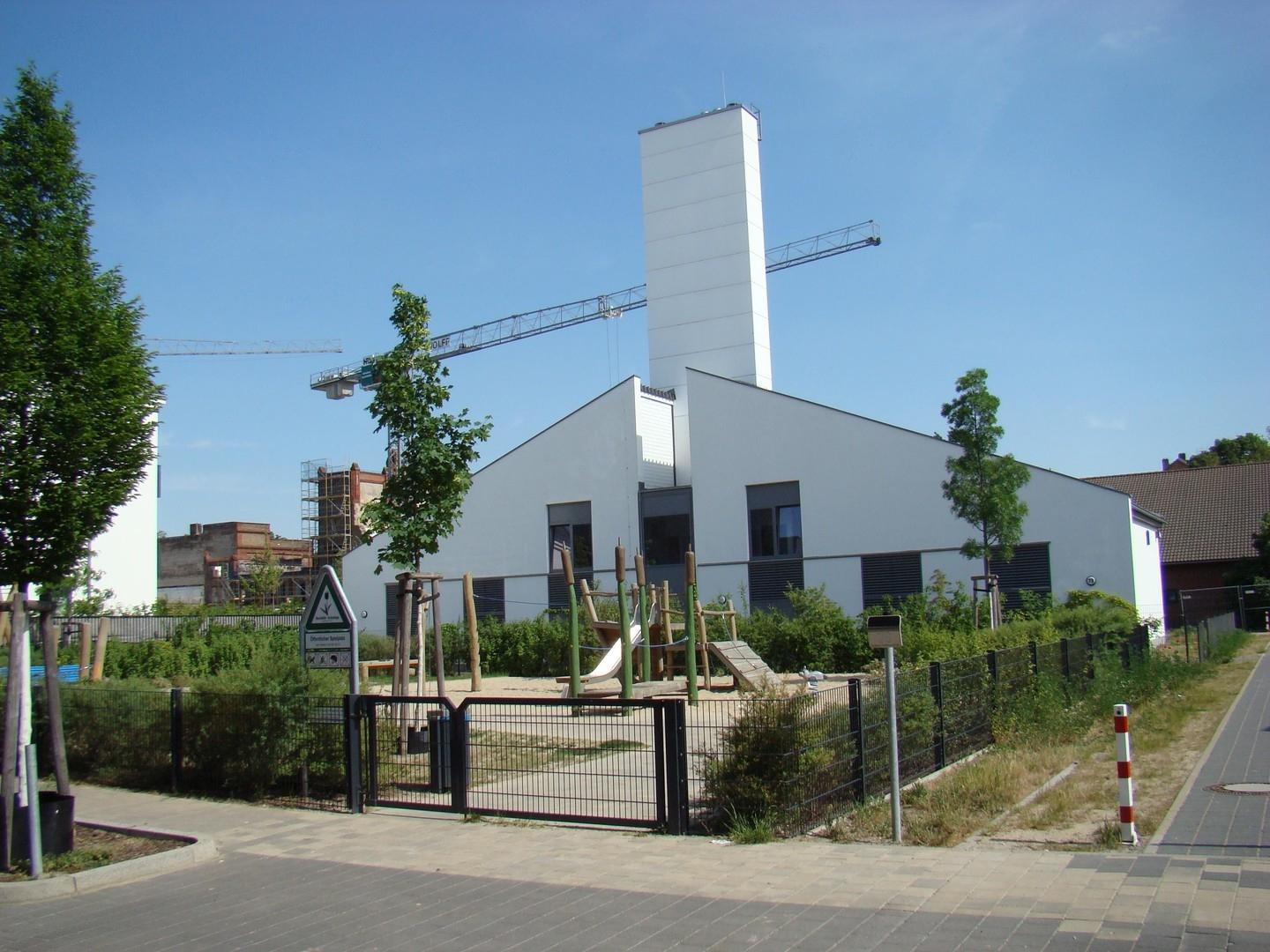 Eigene Heizzentrale mit Biome.