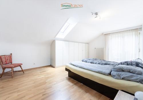 OG - Weiteres Schlafzimmer, ebenfalls mit Zugang zum Balkon