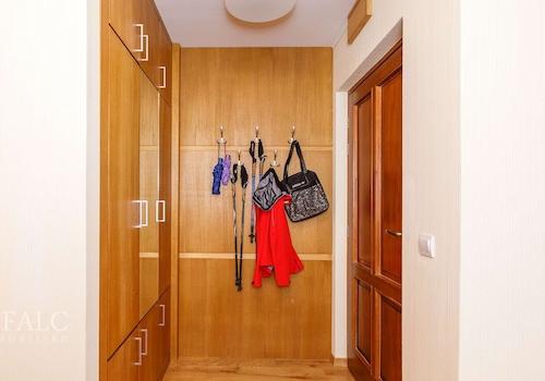 exclusive56098-006hd