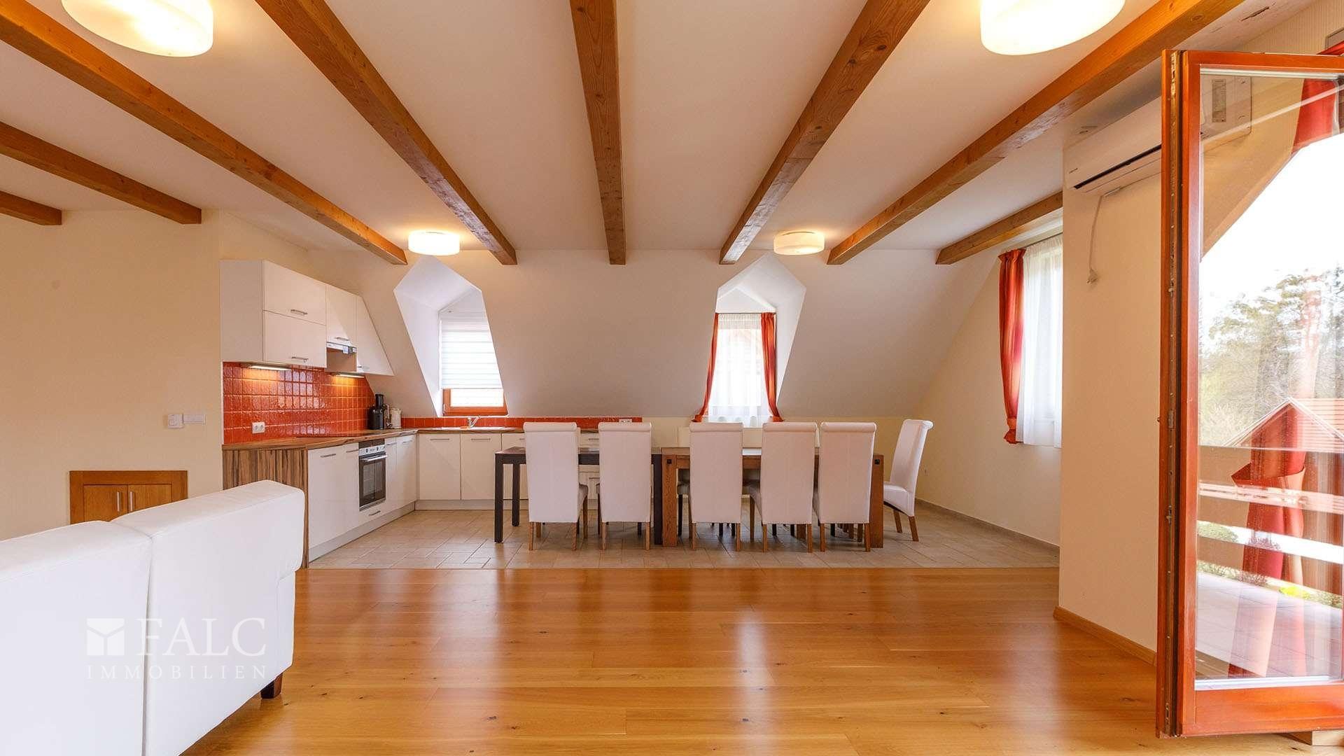 exclusive56098-015hd