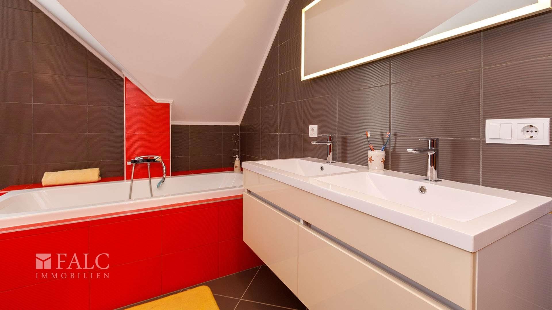 exclusive56098-020hd