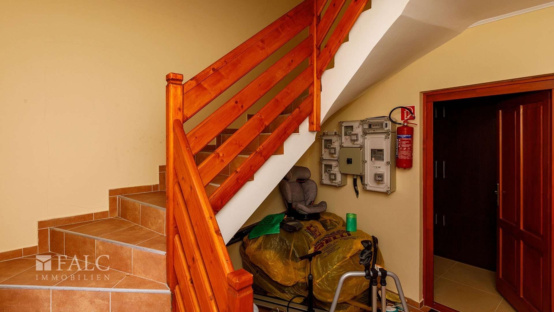 exclusive56098-029hd