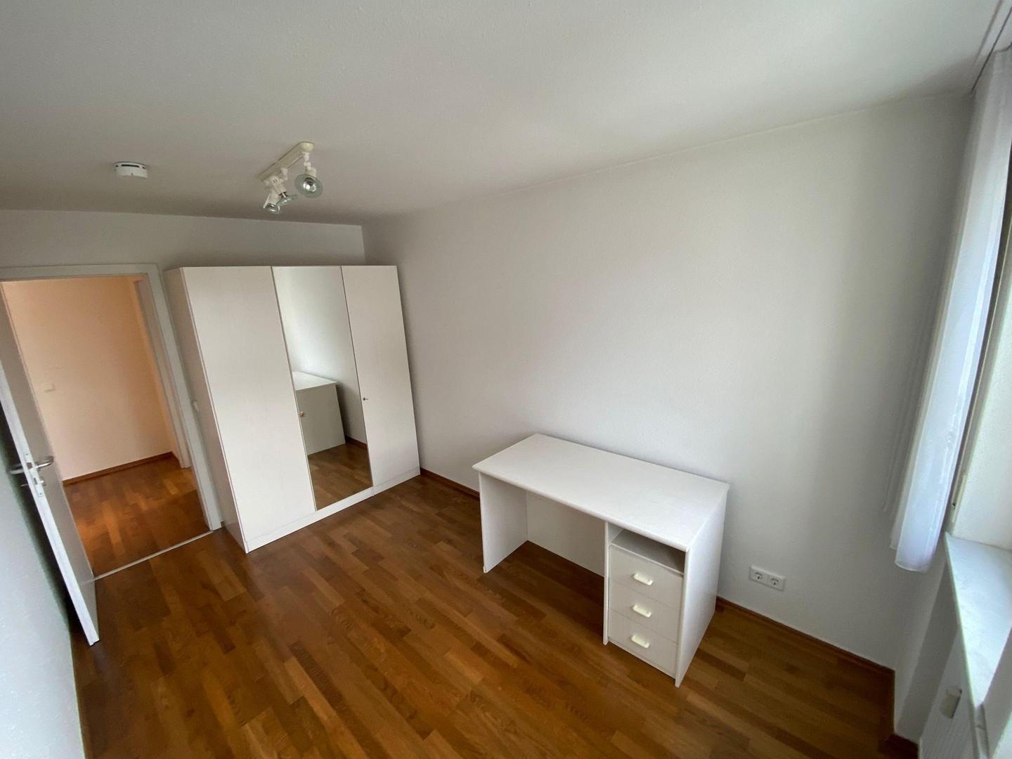 Büro-/ Kinderzimmer