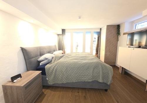 SCHLAFZIMMER KELLERGESCHOSS