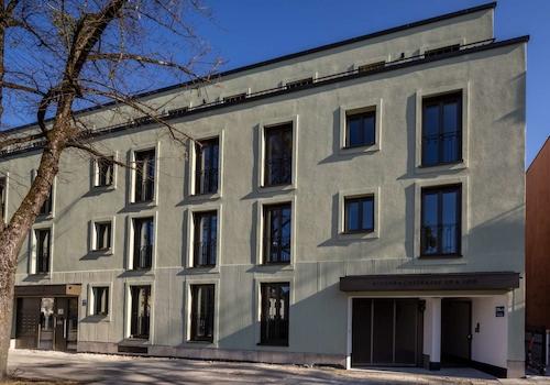 Henry's Court München - Solln