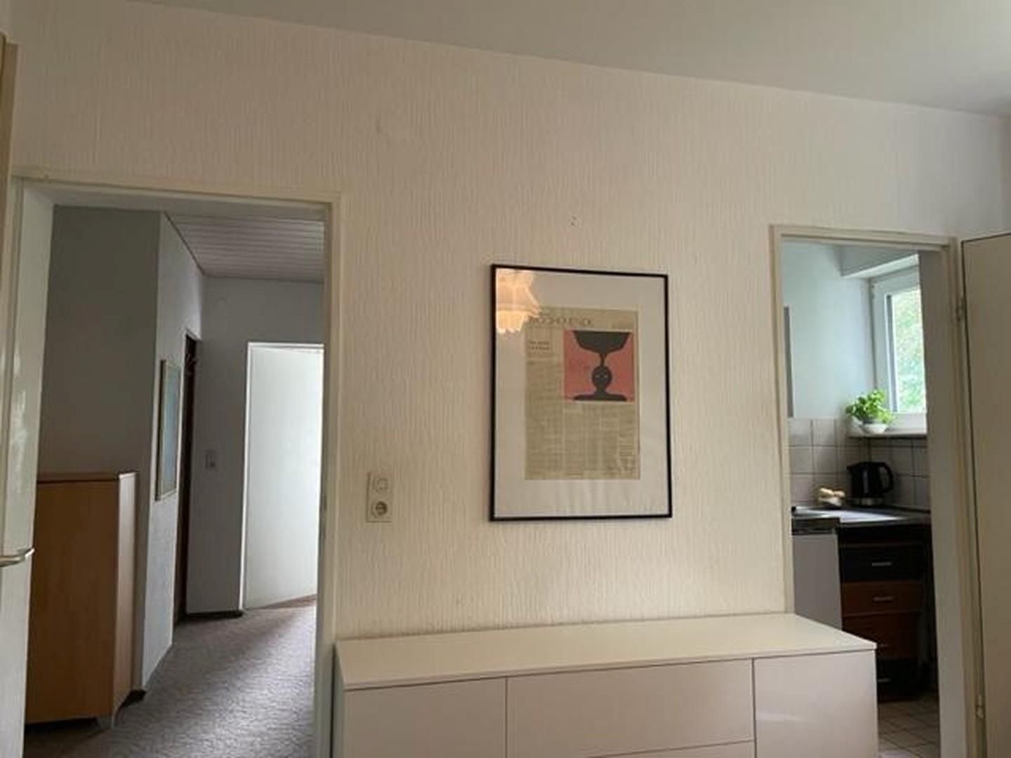 Flur Küche WHg OG rechts