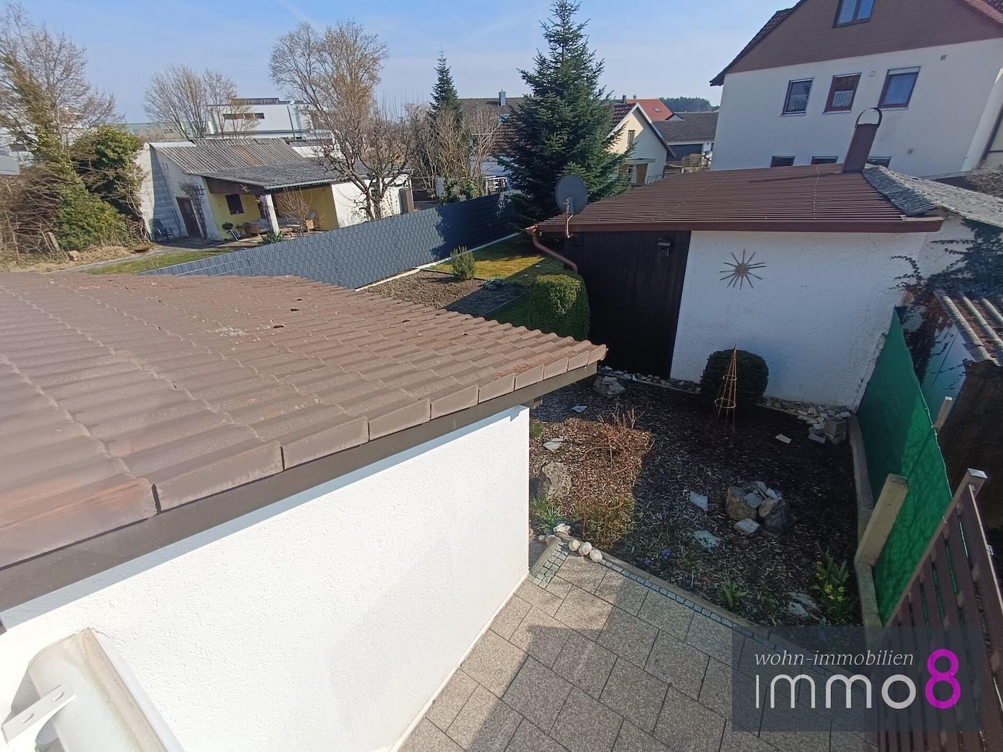 Blick von oben in den eigenen Garten