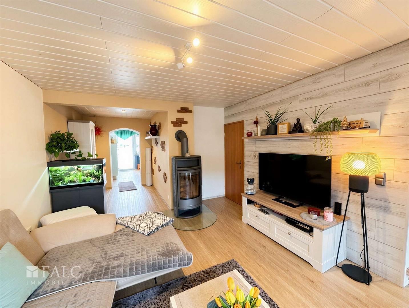 Wohnzimmer Ansicht 2