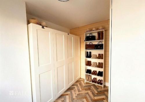 Ankleidezimmer Ansicht 1