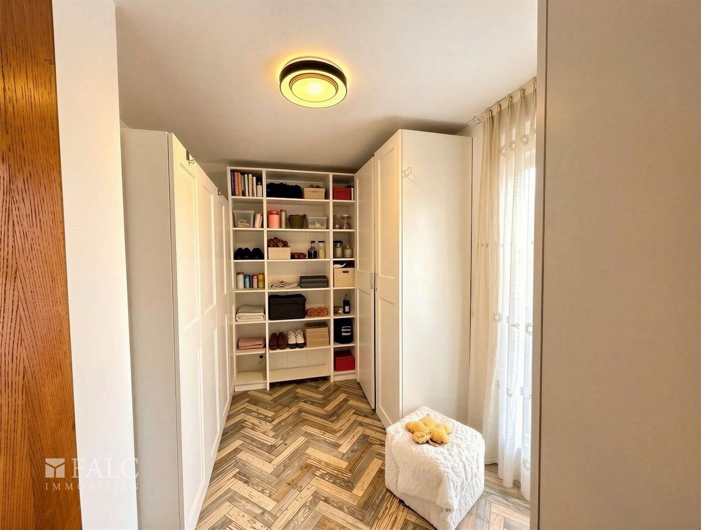 Ankleidezimmer Ansicht 2 