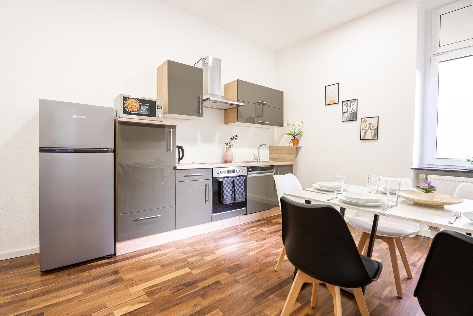 Küche/Wohn und Essbereich 