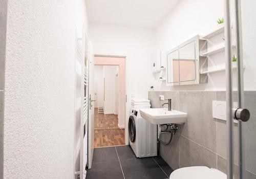 Bad mit Waschmaschine 