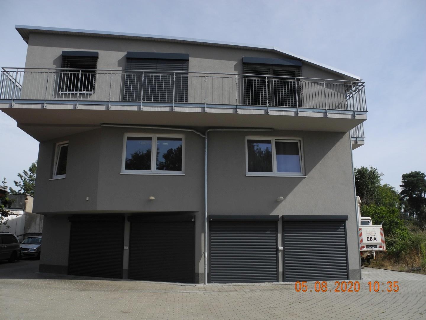 Aussenansicht mit Balkon