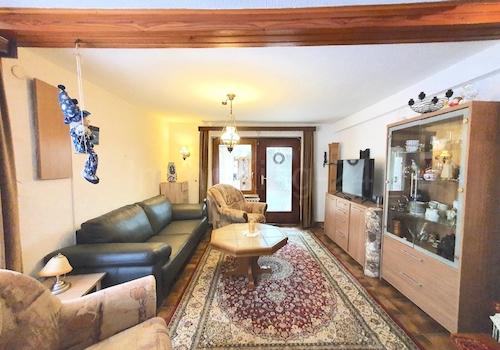 WOHNZIMMER 2 / SCHLAFZIMMER