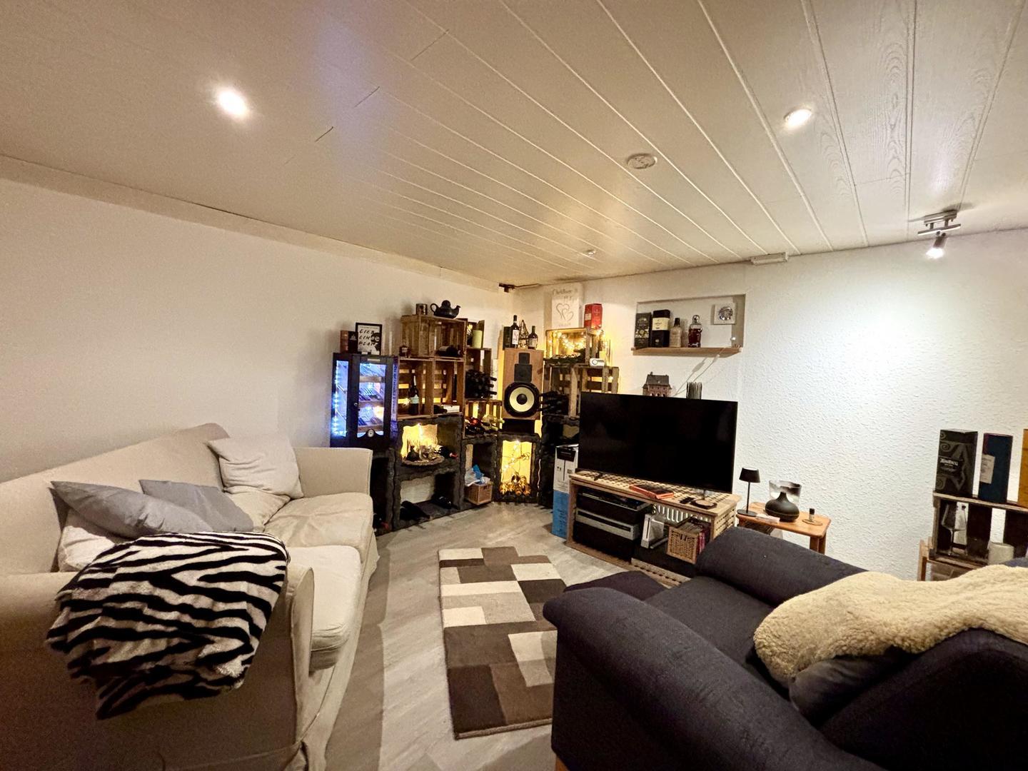 Zimmer im UG/Hobbyraum